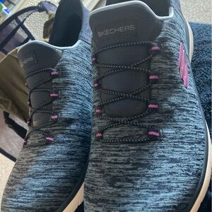 Brand new Sketchers Slipins. Never worn.